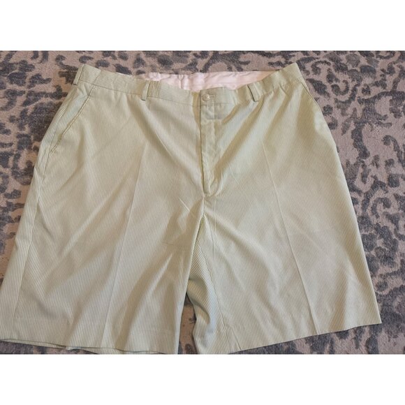 Alan Flusser Other - Alan Flusser green striped‎ golf shorts men’s size 42